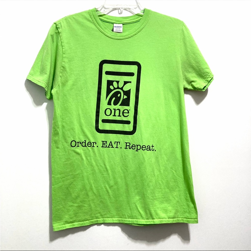 Chick-Fil-A Employee Team Member Vibrant Green Short Sleeve Tee